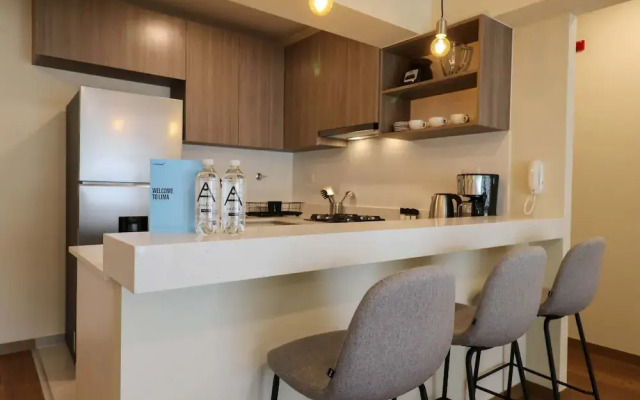 w Comfy 2BR w Modern Balcony Near Kennedy Park