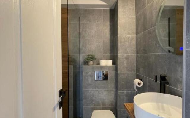 Cozy Studio 1 Bedroom nearby Value Center Mall