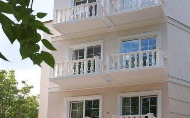 Geneva Resort Hotel
