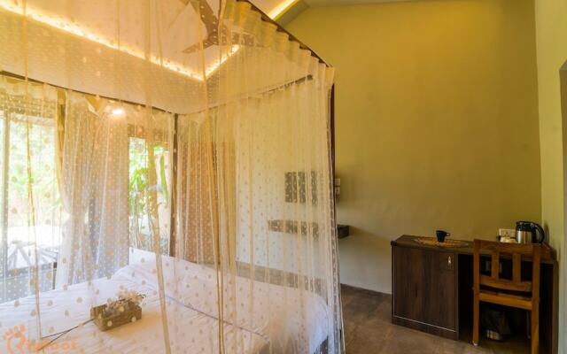 Jomo Resort