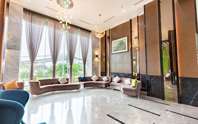 Cat Ba Paradise Hotel - Sky Bar & Massage