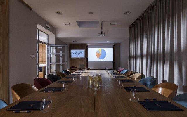 Hotel Antares