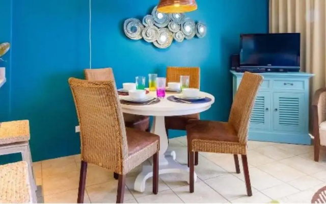 West Oahu Studio Condo at Makaha Beach