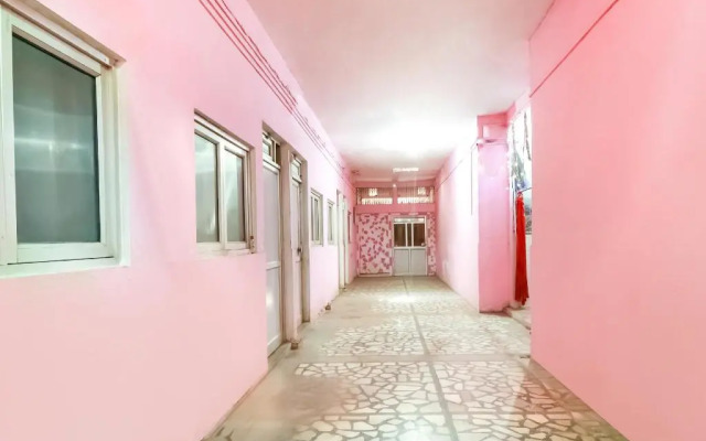 Kasturi Sai Darbar by OYO Rooms
