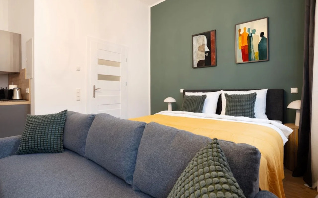 Zentrale Apartments I home2share