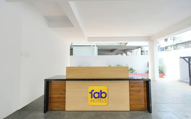 Fabhotel Navya Grand