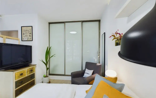 Cosy Studio for 2 by Renters