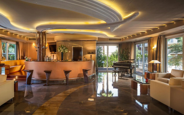 Hotel Kristal Palace - Tonelli Hotels - Adult Friendly