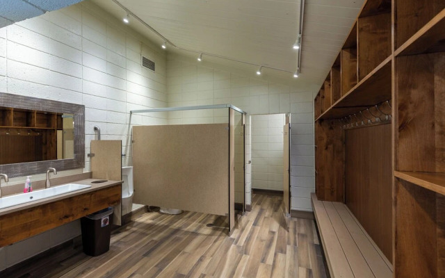 Pines #2071 By Summit County Mountain Retreats