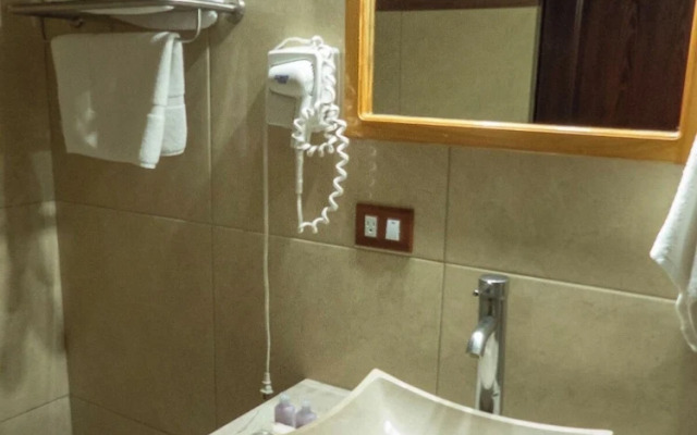 Hotel Zapata Linares