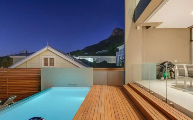 Harrier Place - Four Bedroom Villa, Sleeps 8