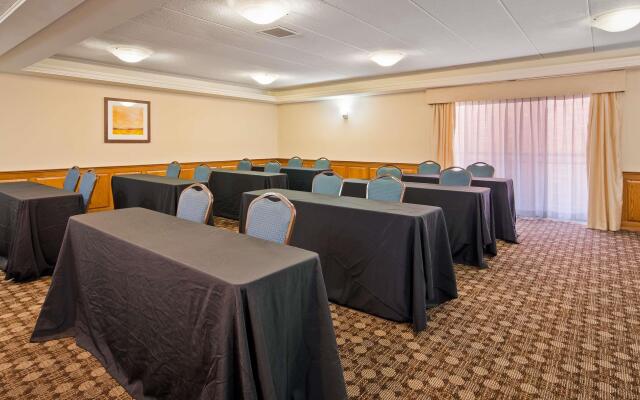 Best Western Valley Plaza Inn