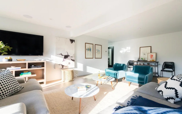 Bluewater by AvantStay | Lush 12 Sleeps Malibu Home w/ Panoramic Views