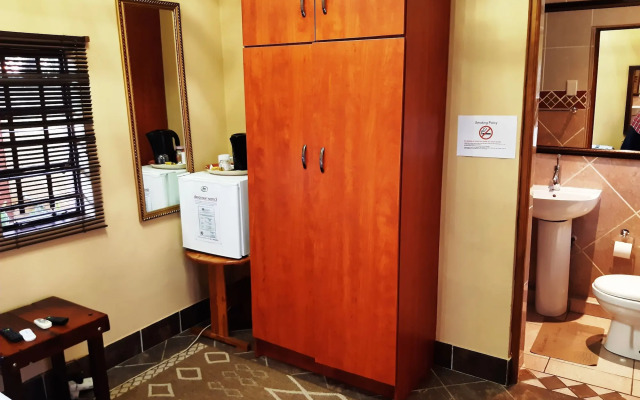 Acre of Africa Guest Venue