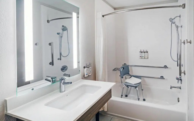 Holiday Inn Express Breaux Bridge by IHG