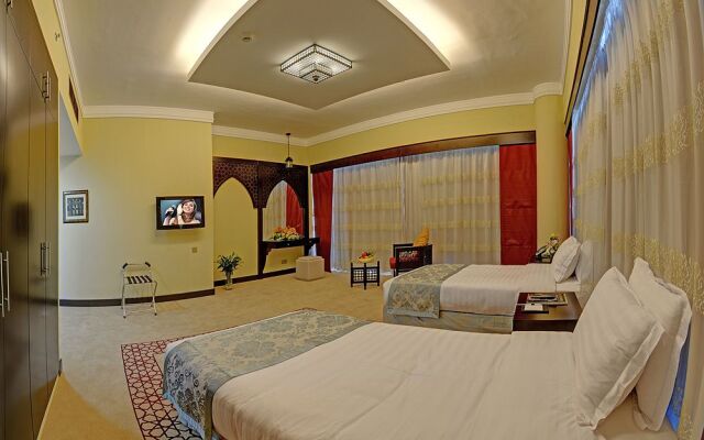 Boutique 7 Hotel & Suites