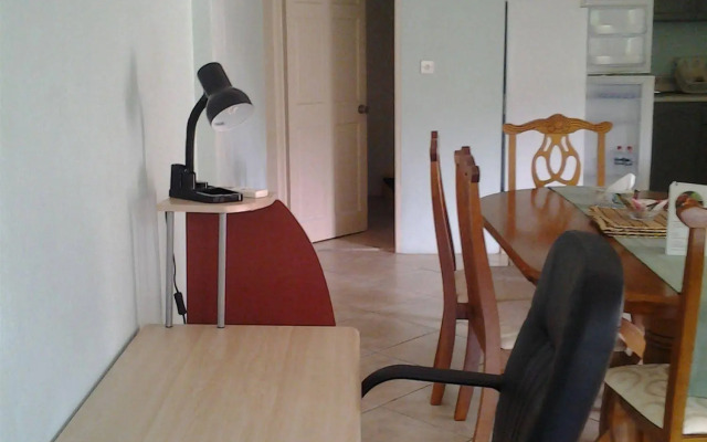 Rejens Hotel