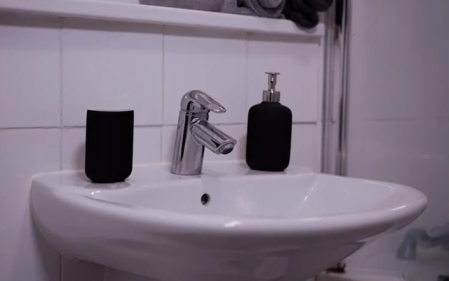 Lovely Entire Apartment Central