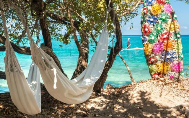 Hotel Coralina Island