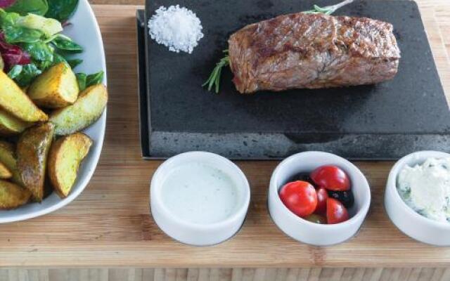 Regatta Hotel Restauracja Spa