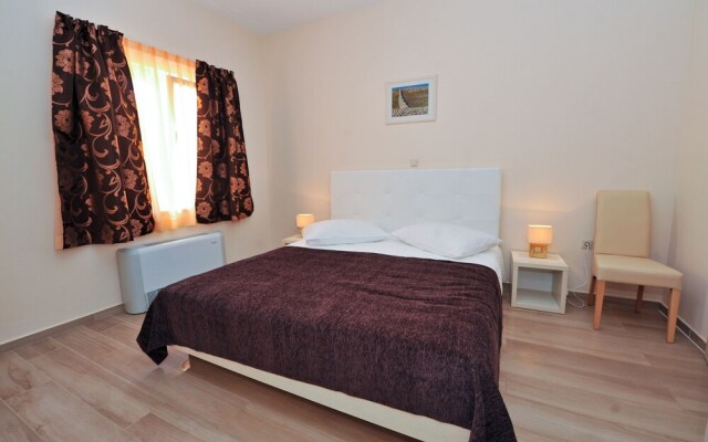 Lastura Aparthotel & Mobile Homes
