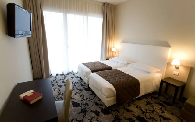 Hotel Regal  Apartments