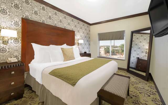 Hawthorn Suites by Wyndham Lubbock