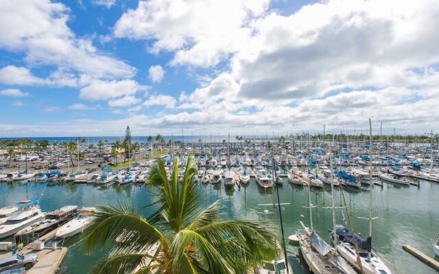 Marina Hawaii Vacations at Ilikai Marina