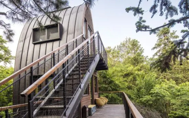 Ziyoujia · Tree house World – Outside – Huangshan