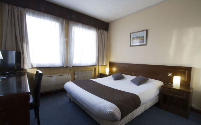 Brit Hotel Roanne - Le Grand Hotel