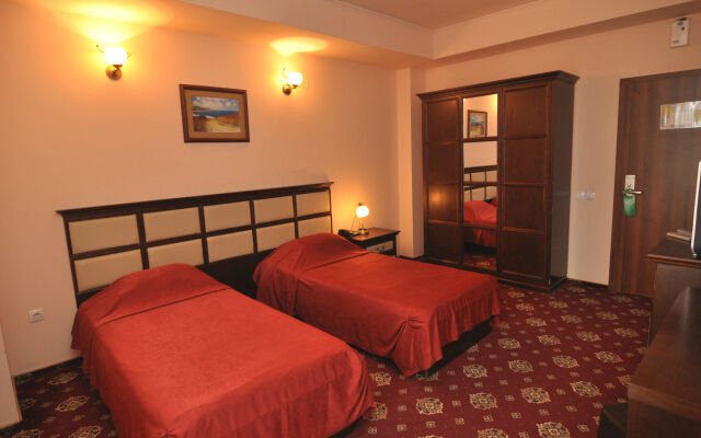 Hotel Megalos