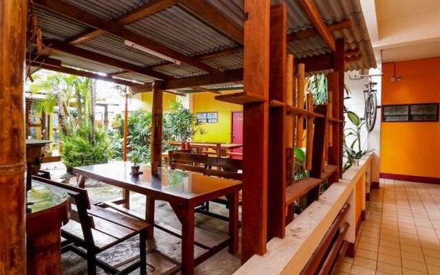 NIDA Rooms Prao 20 Night Bazaar