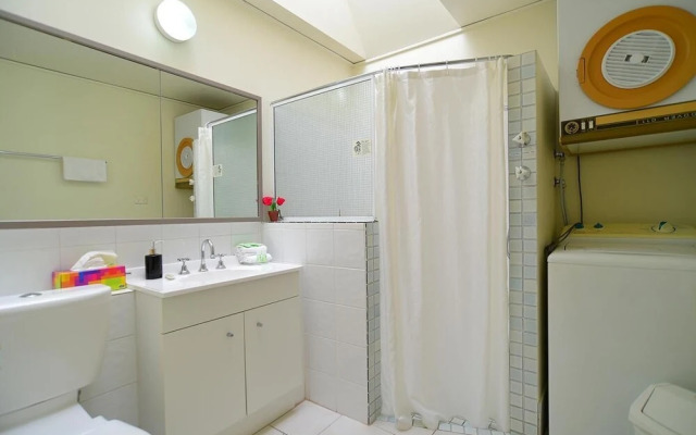 Executive Hideaway Motel