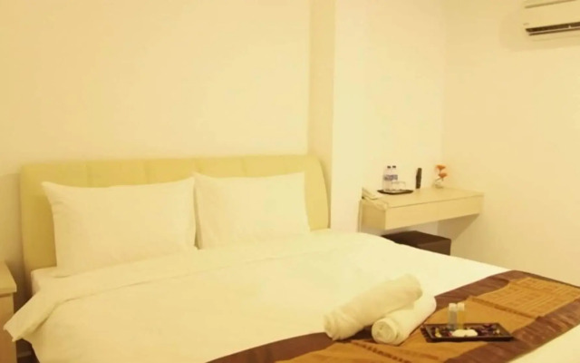 Peach Hill Hotel