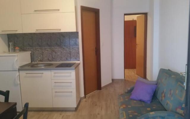 Apartments Lola