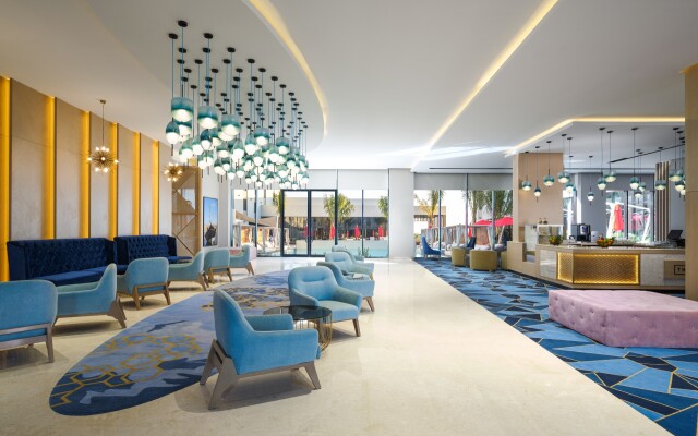 Maani Muscat Hotel & Suites