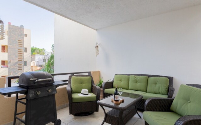 Spacious 2BR Condo Well-located Wifi Concierge