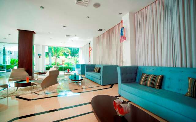 Radisson Hotel San Isidro