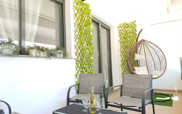Casa Encantadora (Lovely House)