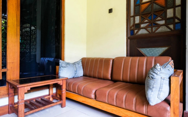 Urbanview Hotel Syariah Wisnugraha by RedDoorz