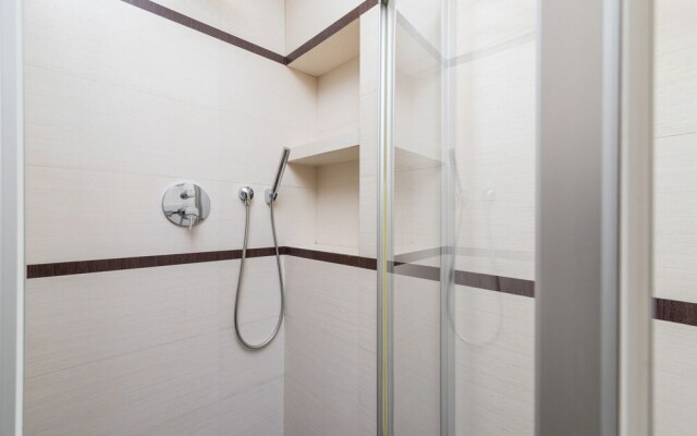 Apartment Cracow Trynitarska by Renters