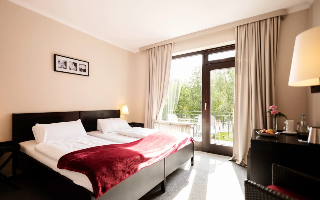 Hotel Dieksee - Collection by Ligula