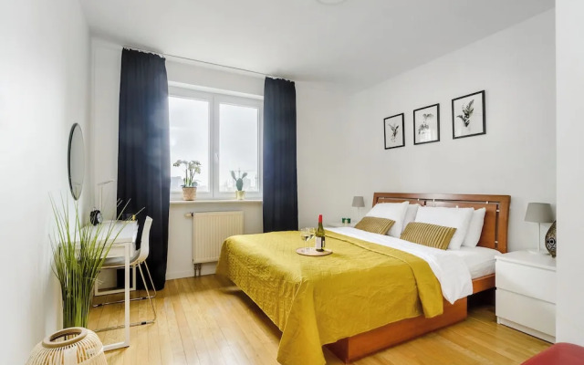 Lumina spacious apart with 3 bedrooms