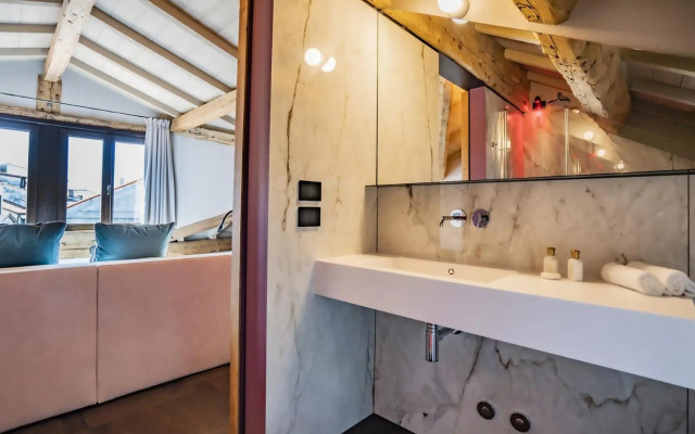 Corte Rubbi 11 Secret Terrace Apartment