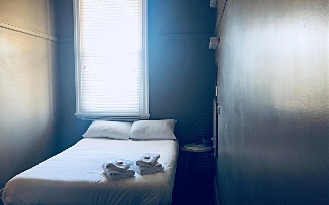 Swansea Hotel – Guest Rooms – Gorokan