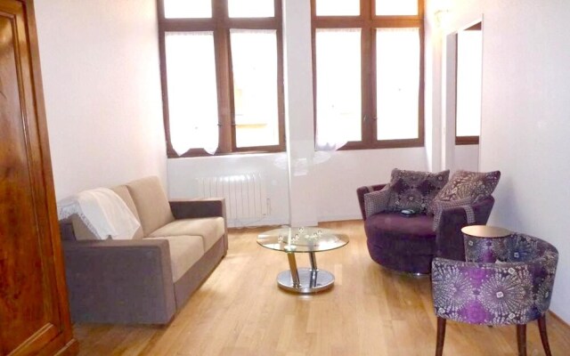 Apartment With one Bedroom in Lyon, With Wifi