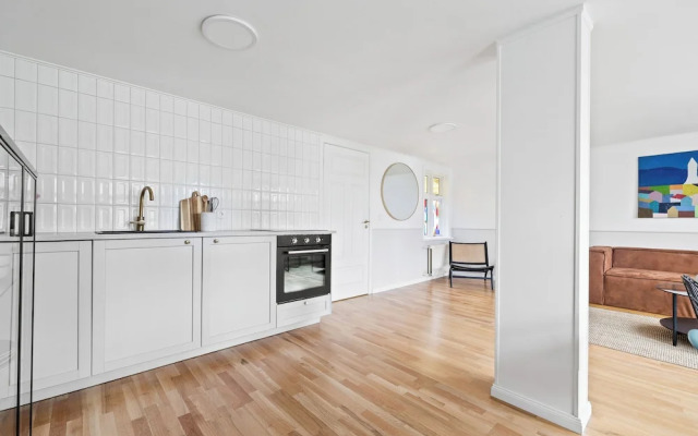 Downtown Baldursbrá Holiday Home