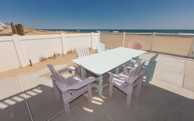 Nautical Nonsense - 8 Br Home