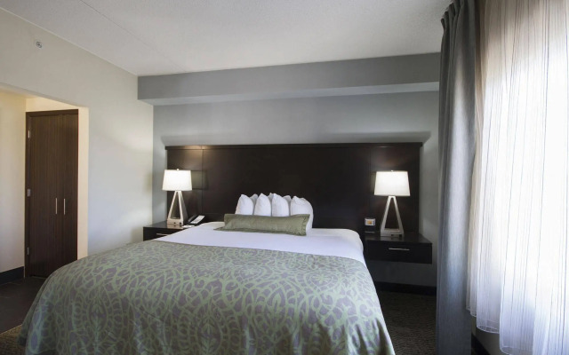 Staybridge Suites Buffalo-Amherst by IHG