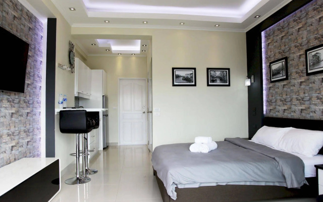 ThepThip ArtDeco Apartments